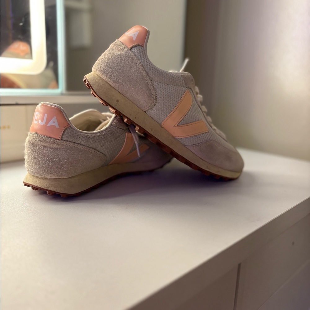 Veja Cream and Peach Sneakers